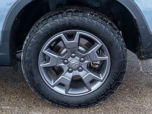 Used 2024 Honda Passport TrailSport image 9