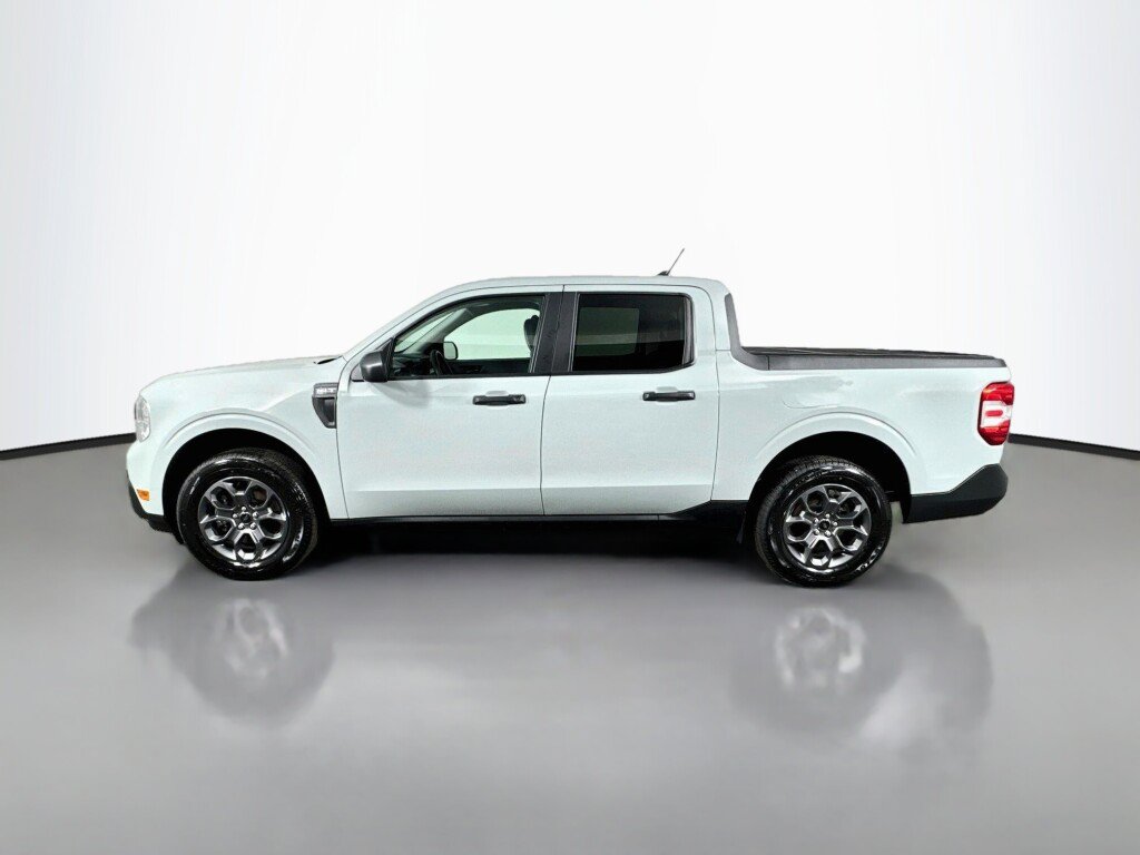 Used 2024 Ford Maverick XLT w/ Equipment Group 300A Standard AWD/4WD image 2