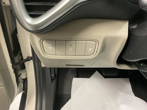 Used 2021 Kia Soul LX FWD image 11