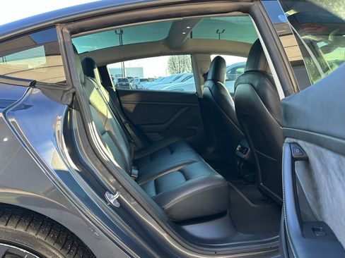 Used 2023 Tesla Model 3 Performance image 27
