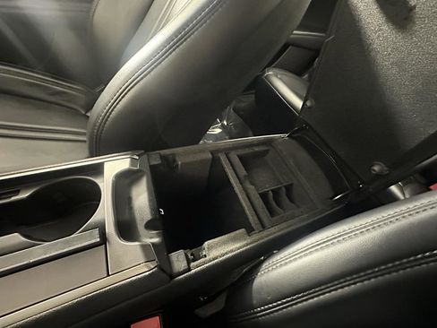 Used 2019 Lincoln MKZ Premiere image 38