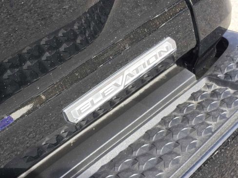 Certified 2023 GMC Canyon Elevation w/ Convenience Package image 11