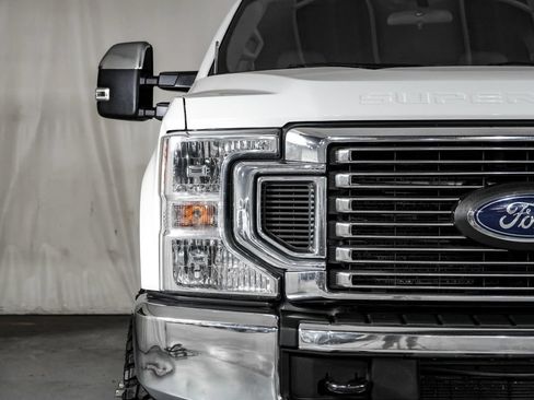 Used 2021 Ford F350 XLT w/ FX4 Off-Road Package AWD/4WD image 38