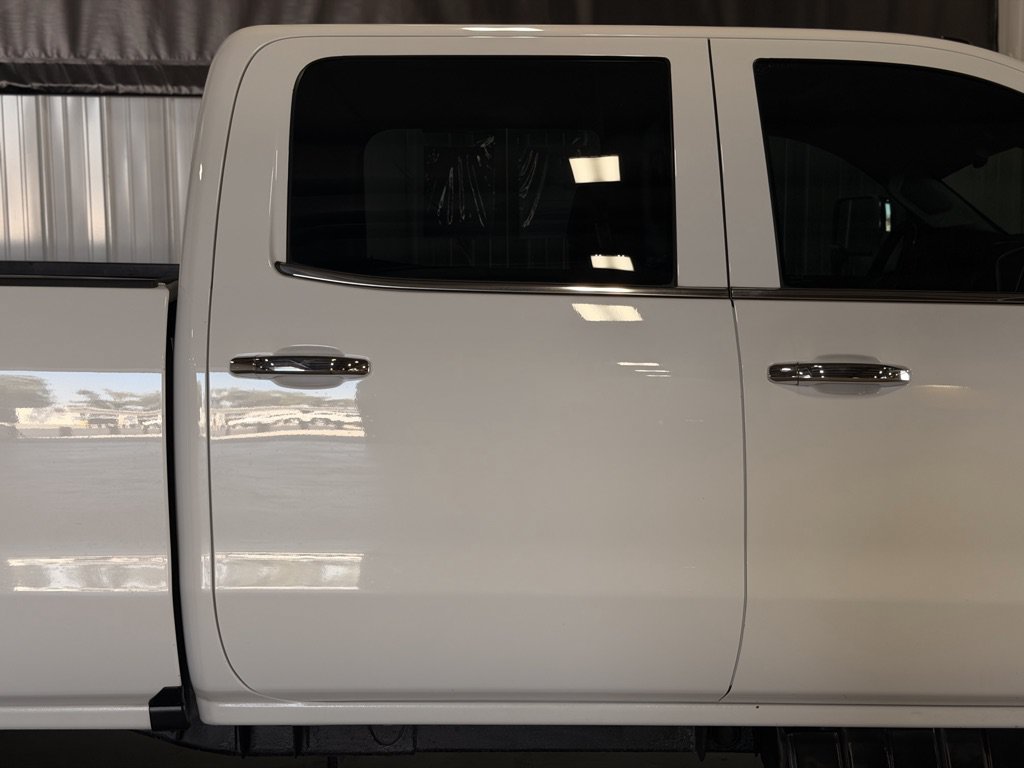 Used 2018 GMC Sierra 3500 Denali w/ Duramax Plus Package AWD/4WD image 34