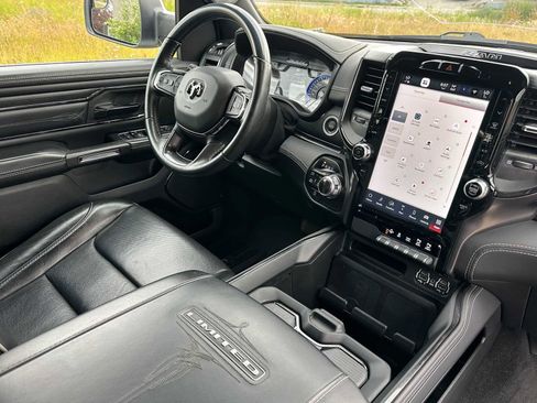 Used 2022 RAM 1500 Limited image 11