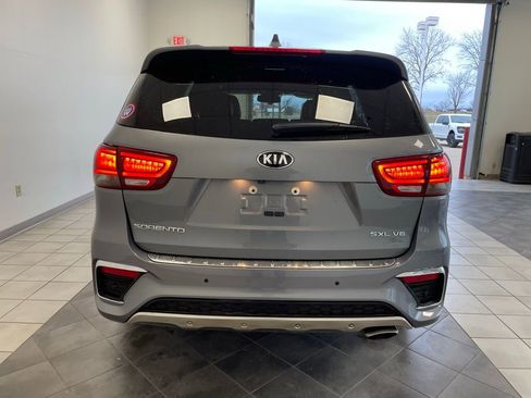 Used 2019 Kia Sorento SX image 6