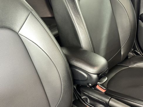 Used 2019 MINI Cooper 4-Door Hardtop image 33