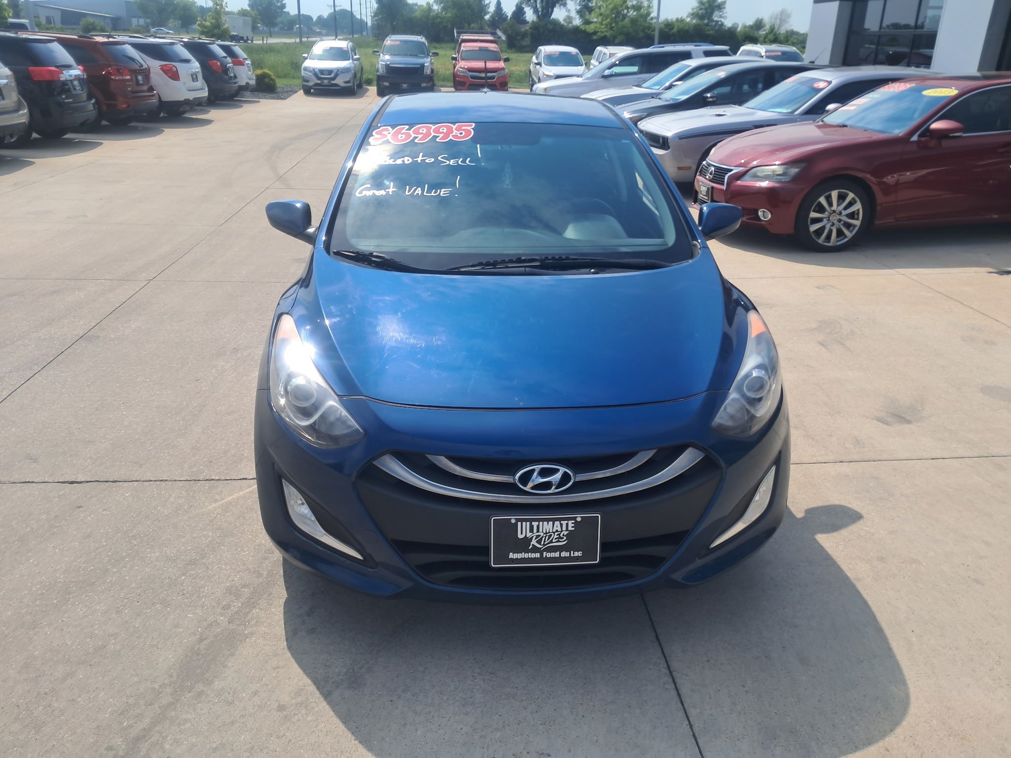 Used 2014 Hyundai Elantra GT FWD image 2
