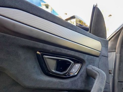 Used 2023 Lamborghini Urus Performante image 61