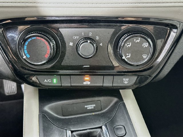 Used 2016 Honda HR-V LX image 13