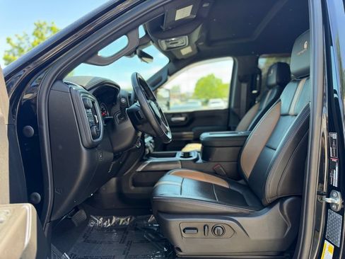 Used 2021 Chevrolet Silverado 2500 LTZ w/ Carhartt Edition AWD/4WD image 9