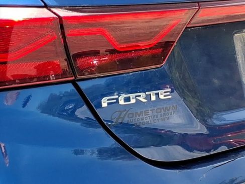 Used 2021 Kia Forte GT FWD image 12