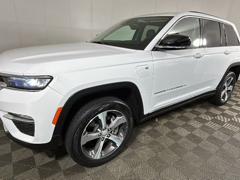 Used 2023 Jeep Grand Cherokee 4WD 4xe image 6