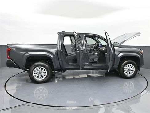 Certified 2026 Toyota Tacoma SR RWD image 97
