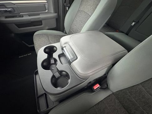 Used 2018 RAM 1500 Big Horn AWD/4WD image 34