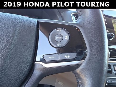 Used 2019 Honda Pilot Touring image 31
