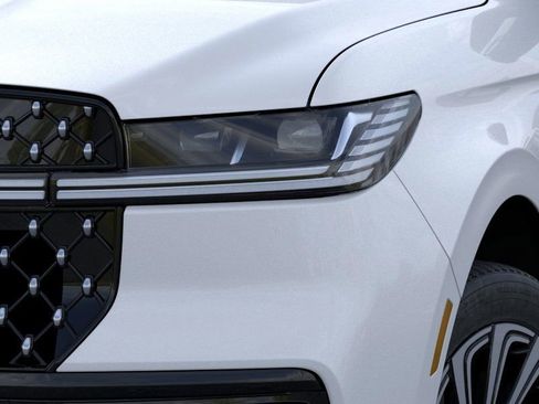 New 2025 Lincoln Navigator Black Label image 18