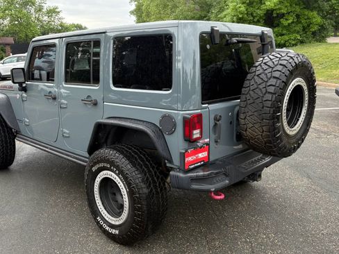 Used 2015 Jeep Wrangler Unlimited Rubicon AWD/4WD image 6