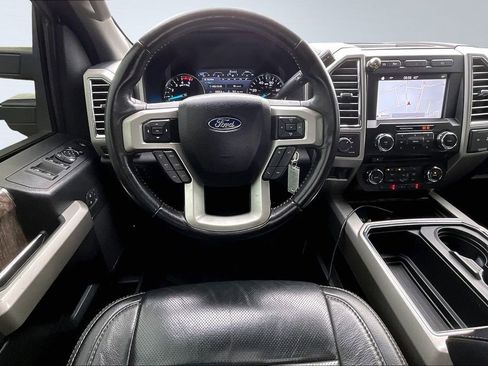 Used 2017 Ford F250 Lariat w/ Lariat Value Package image 5