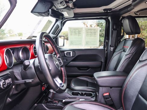 Used 2020 Jeep Gladiator Rubicon image 19