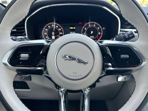 New 2026 Jaguar F-PACE R-Dynamic S image 23