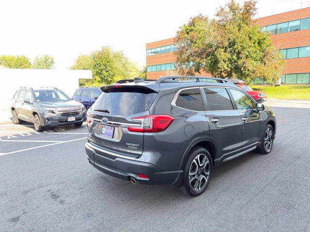Used 2023 Subaru Ascent Touring AWD/4WD image 6