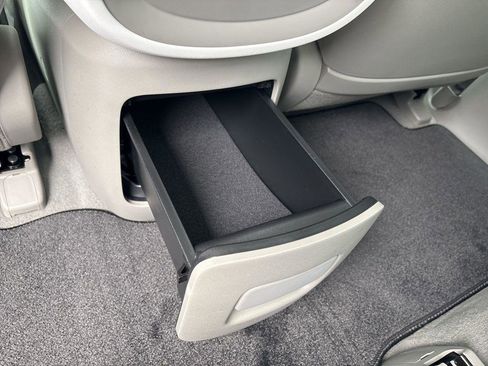 New 2026 Hyundai Palisade FWD Hybrid image 18