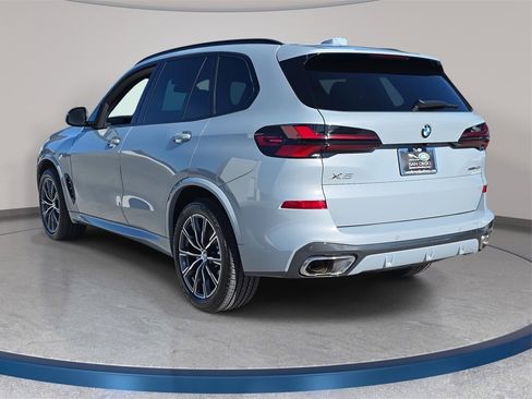 Used 2025 BMW X5 xDrive40i image 8