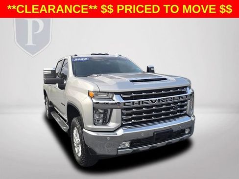 Used 2020 Chevrolet Silverado 3500 LTZ w/ Technology Package AWD/4WD image 14