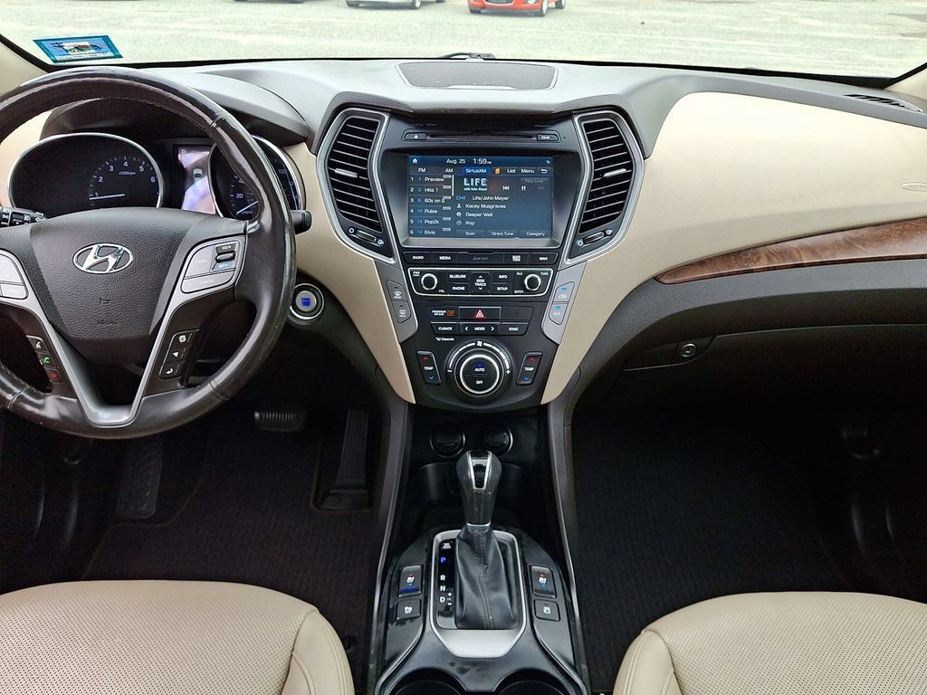 Used 2018 Hyundai Santa Fe Sport AWD/4WD image 16
