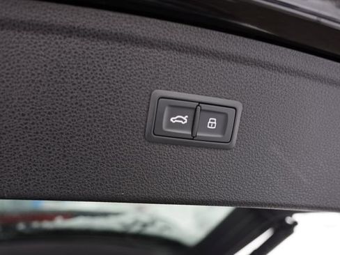 Used 2021 Audi Q5 2.0T Premium Plus image 22