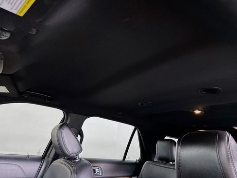Used 2018 Ford Explorer Limited FWD image 11