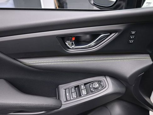 Used 2025 Subaru Ascent Bronze Edition w/ Onyx Package image 21