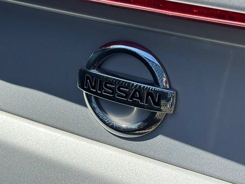Used 2012 Nissan Sentra 2.0 SR FWD image 6