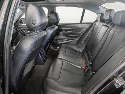 Used 2015 BMW 328i Sedan w/ Premium Package image 18