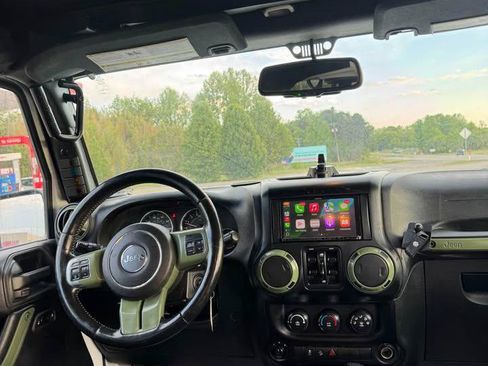 Used 2015 Jeep Wrangler Unlimited Sport AWD/4WD image 9
