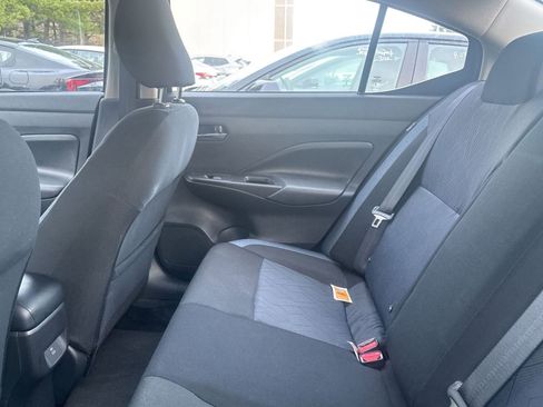 Used 2025 Nissan Versa SV w/ Trunk Package image 8