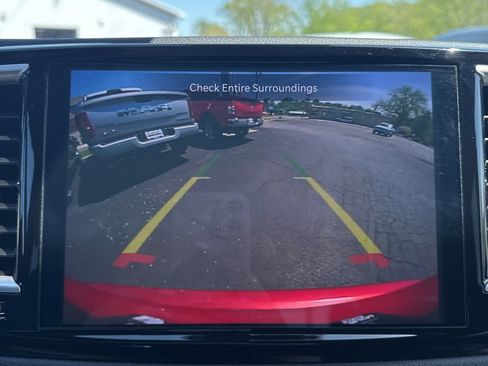 Used 2025 Chrysler Pacifica Select FWD image 20