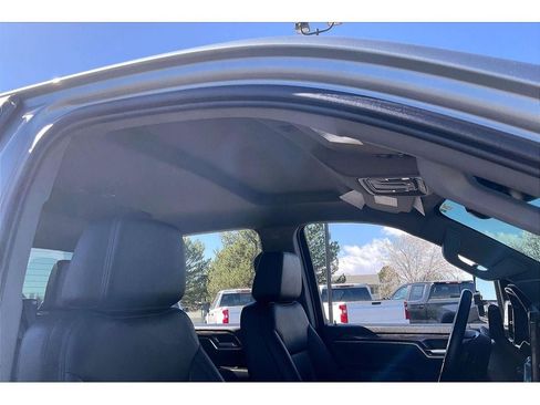 Used 2025 Chevrolet Silverado 3500 LTZ AWD/4WD image 24