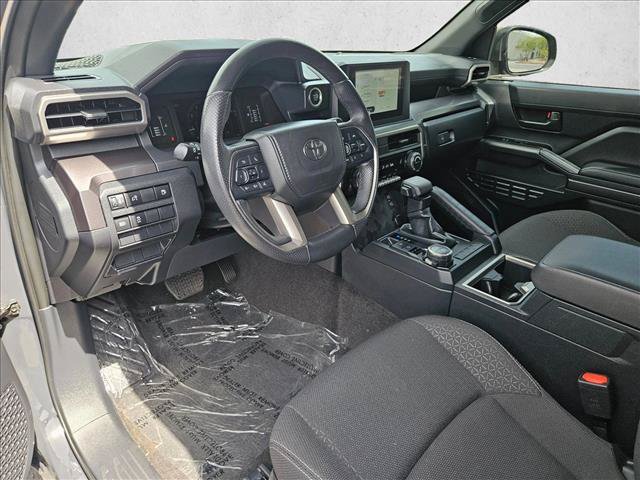 Used 2025 Toyota 4Runner SR5 AWD/4WD image 10