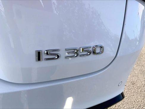 Used 2023 Lexus IS 350 F Sport image 9