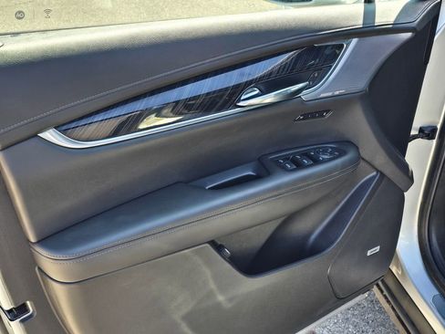 Used 2020 Cadillac XT6 Premium Luxury AWD/4WD image 8