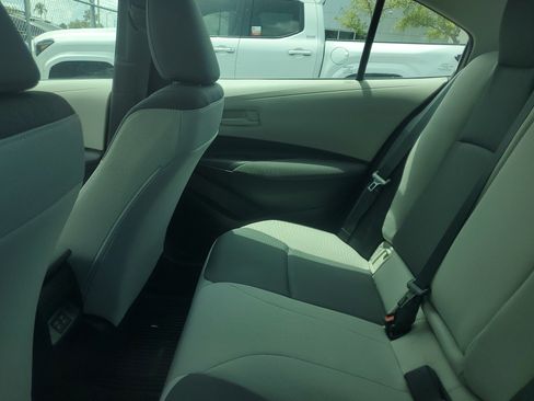 Used 2024 Toyota Corolla LE FWD image 9