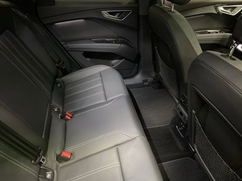 New 2026 Audi Q4 e-tron Premium image 7