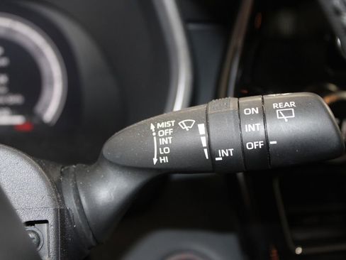 Used 2025 Toyota Highlander XSE image 26