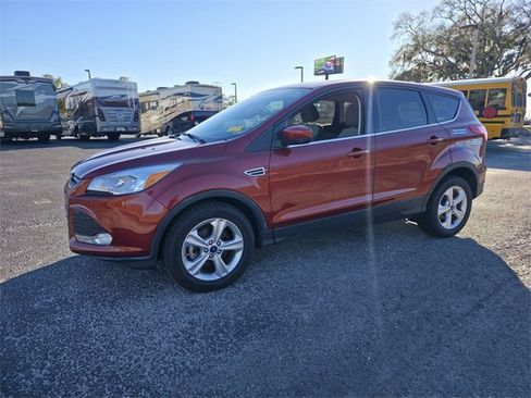 Used 2014 Ford Escape SE image 9