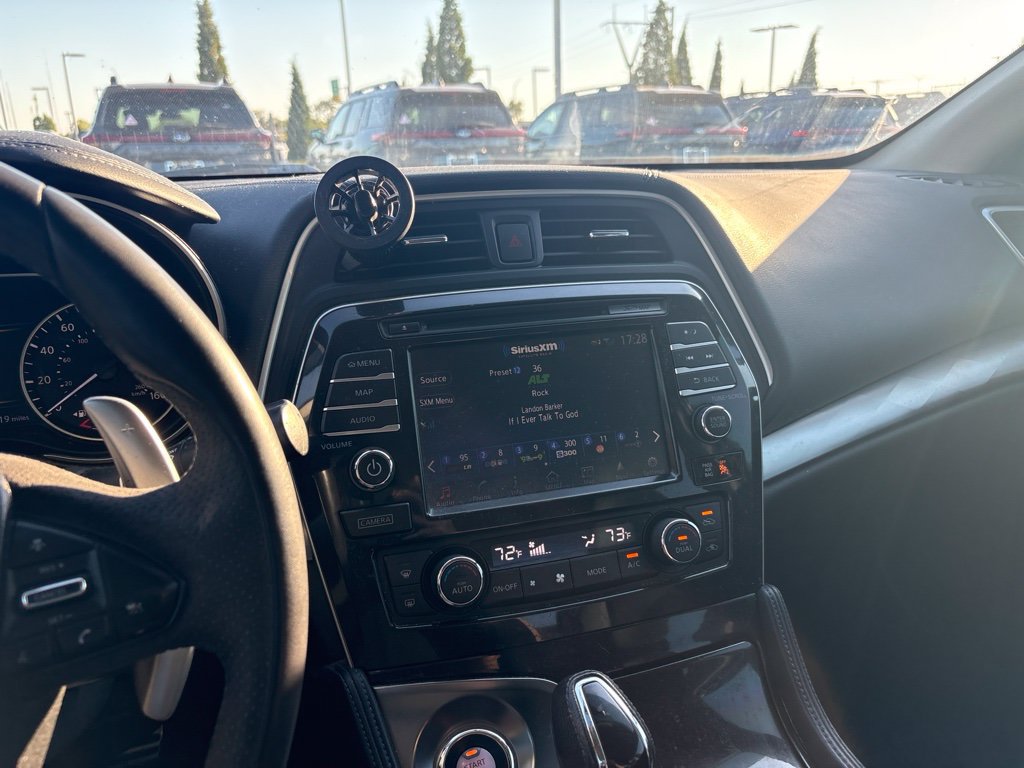 Used 2017 Nissan Maxima SR w/ Midnight Edition FWD image 3