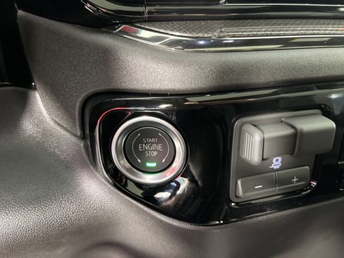 New 2026 Chevrolet Silverado 2500 ZR2 AWD/4WD image 32