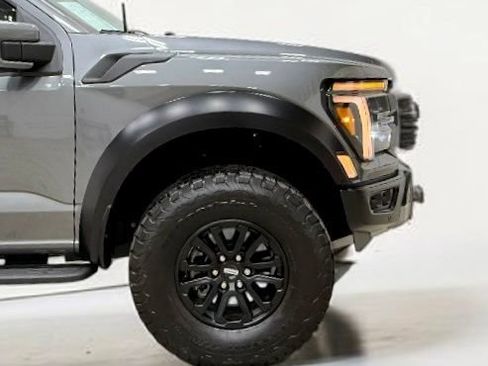 Used 2025 Ford F150 Raptor AWD/4WD image 13