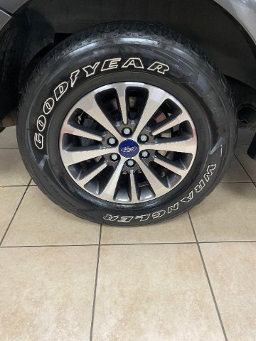 Used 2015 Ford Expedition EL XLT RWD image 24